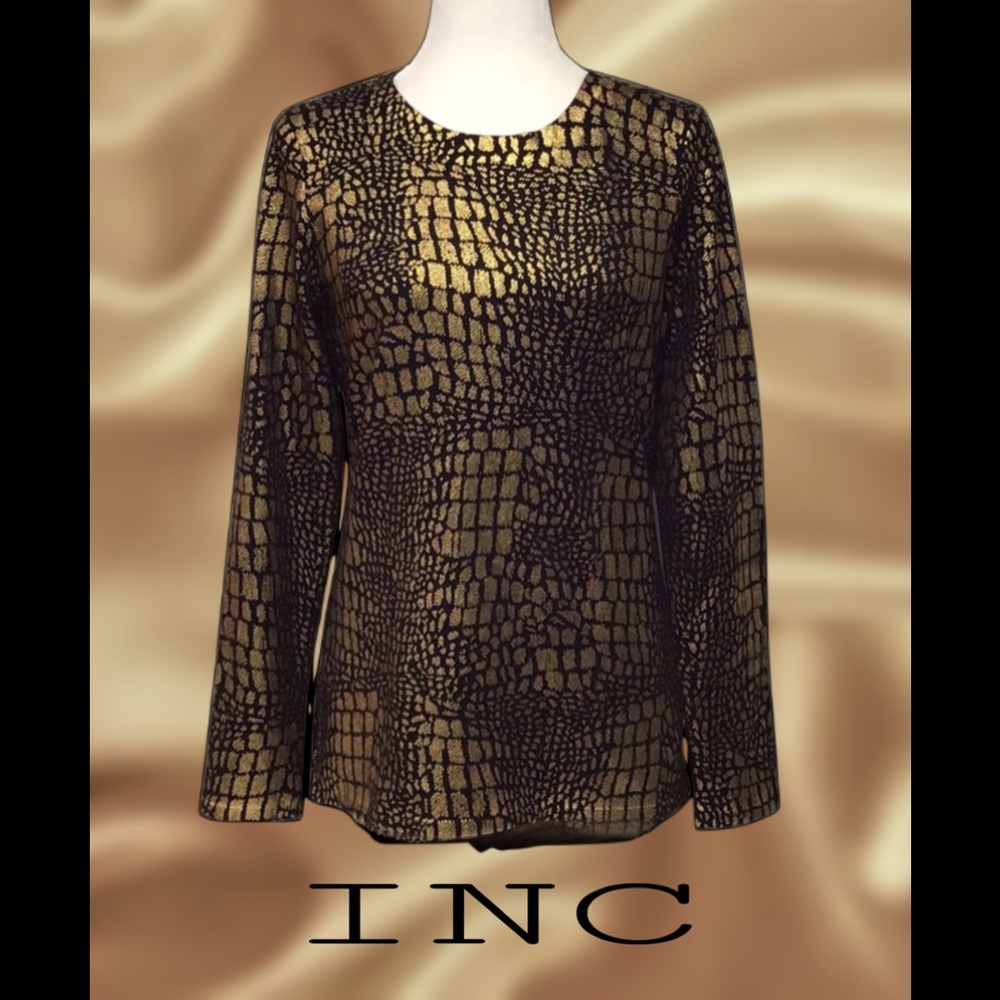NWT INC “GlitterTable” Knit Top,‎ Size Medium